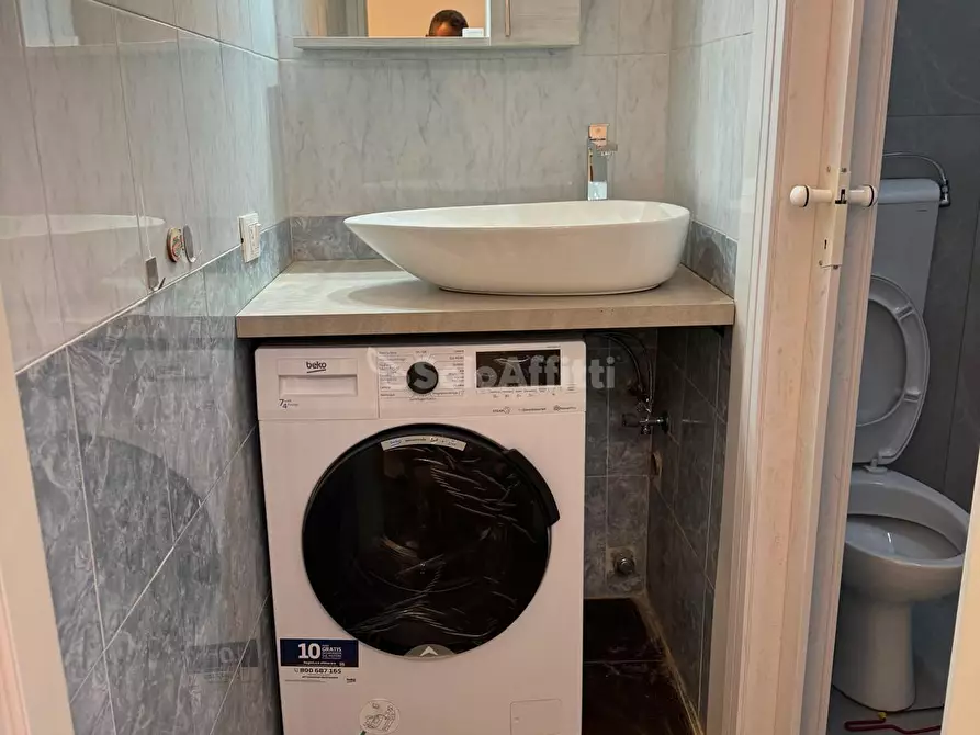 Immagine 21 di Bilocale in affitto  in Via Giuseppe Meda 47 a Milano