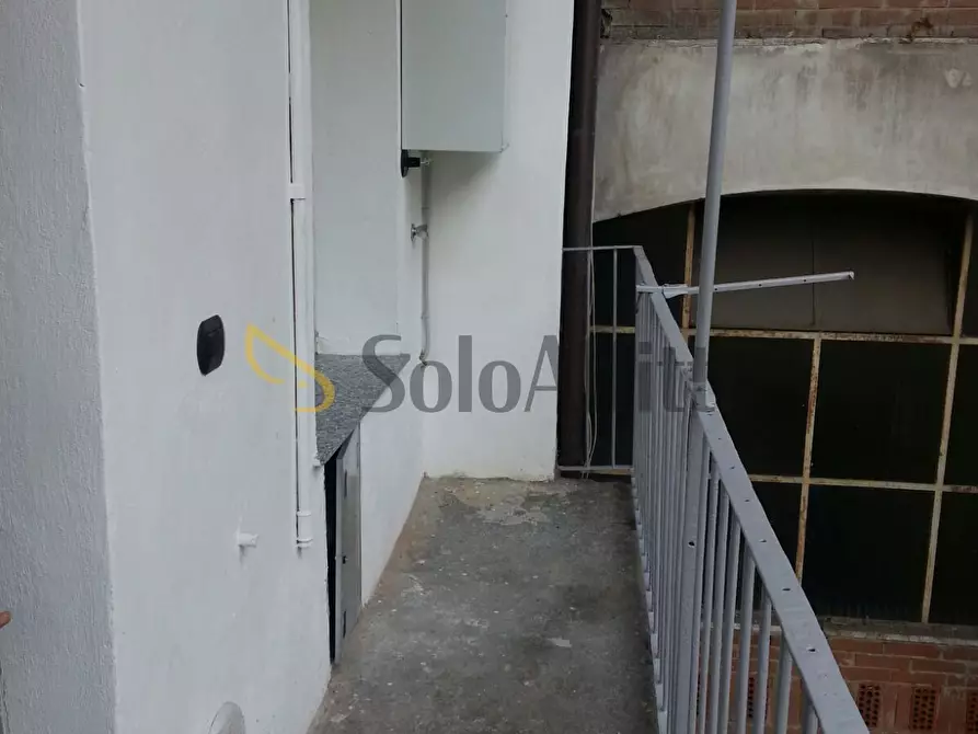 Immagine 6 di Monolocale in affitto  in Via Santa Chiara a Torino