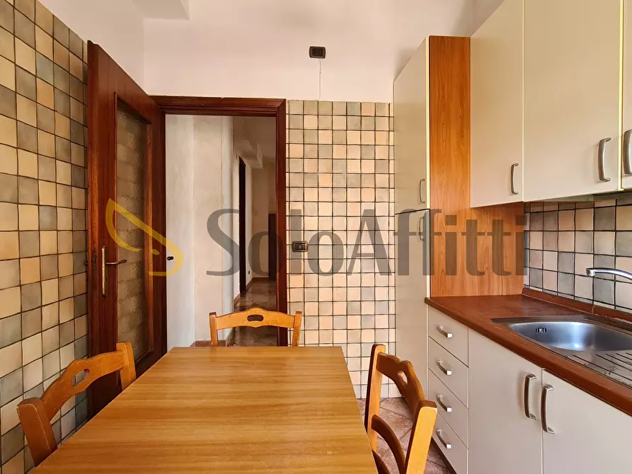 Immagine 7 di Stanza singola in affitto  a Catanzaro