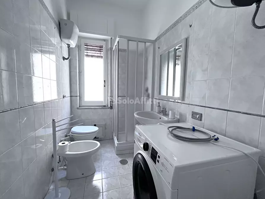 Immagine 8 di Stanza singola in affitto  a Catanzaro