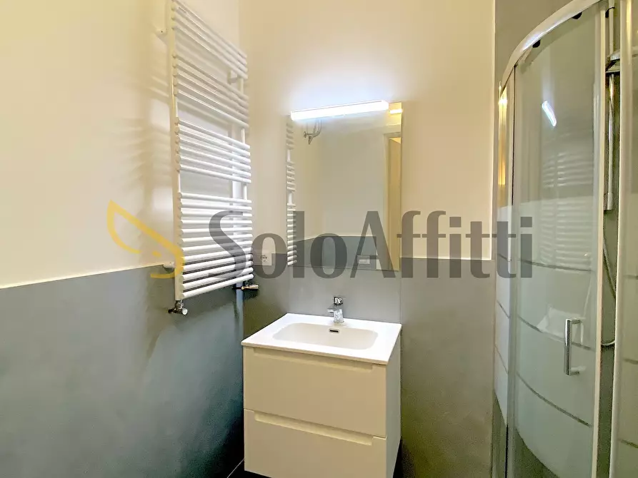 Immagine 32 di Pentalocale in affitto  in Via Fabio Massimo 72 a Roma