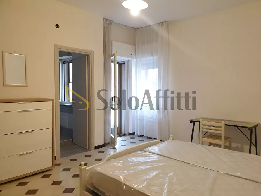 Immagine 12 di Pentalocale in affitto  a Catanzaro