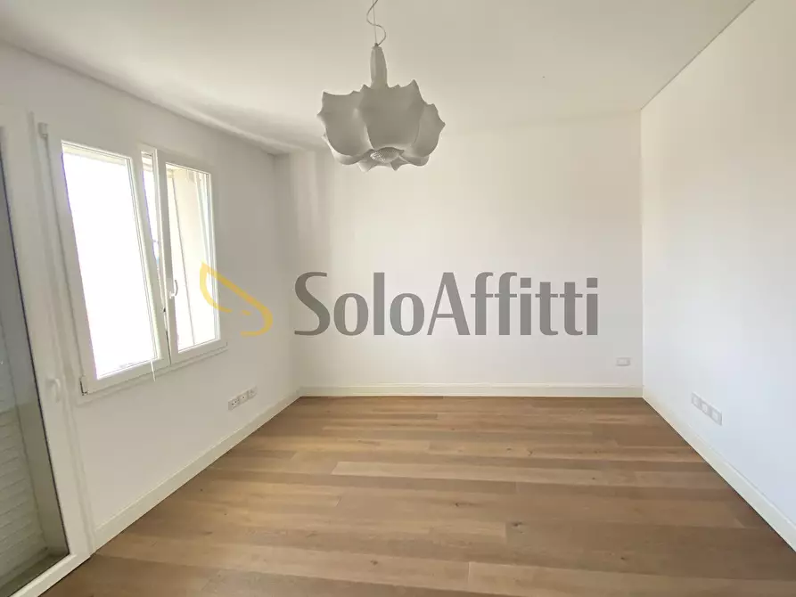 Immagine 27 di Villa in affitto  in Via Antonio Fogazzaro 9 a Rimini