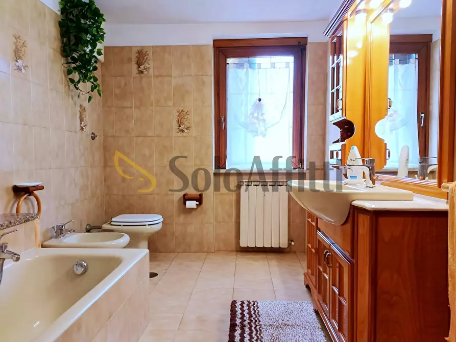 Immagine 31 di Trilocale in affitto  in Via Gianfranco Gazzana Priaroggia a Fiumicino