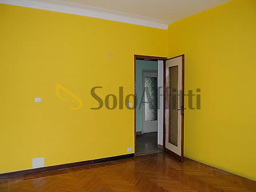 Immagine 3 di Trilocale in affitto  in Via Cavour 4 a Settimo Torinese