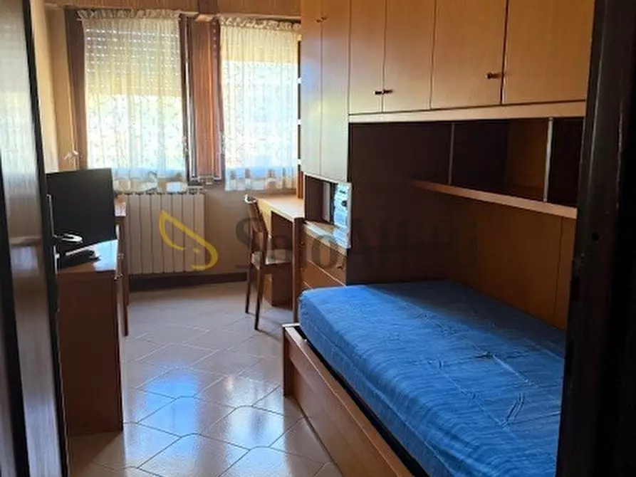 Immagine 26 di Quadrilocale in affitto  in Via Quirino Majorana 171 a Roma