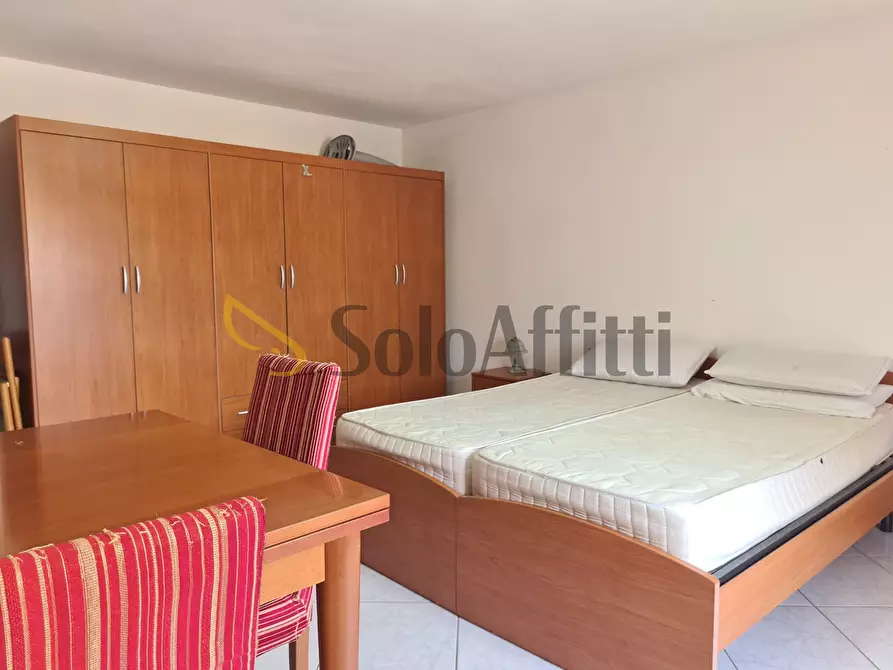 Immagine 9 di Stanza singola in affitto  a Catanzaro