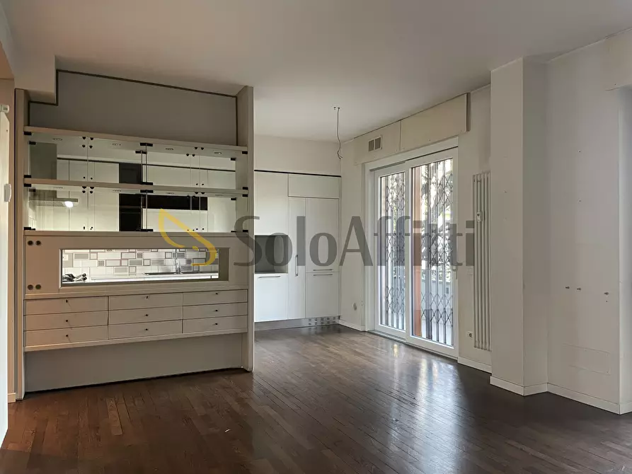 Immagine 8 di Trilocale in affitto  in via m.d'azeglio 25 a Busto Arsizio