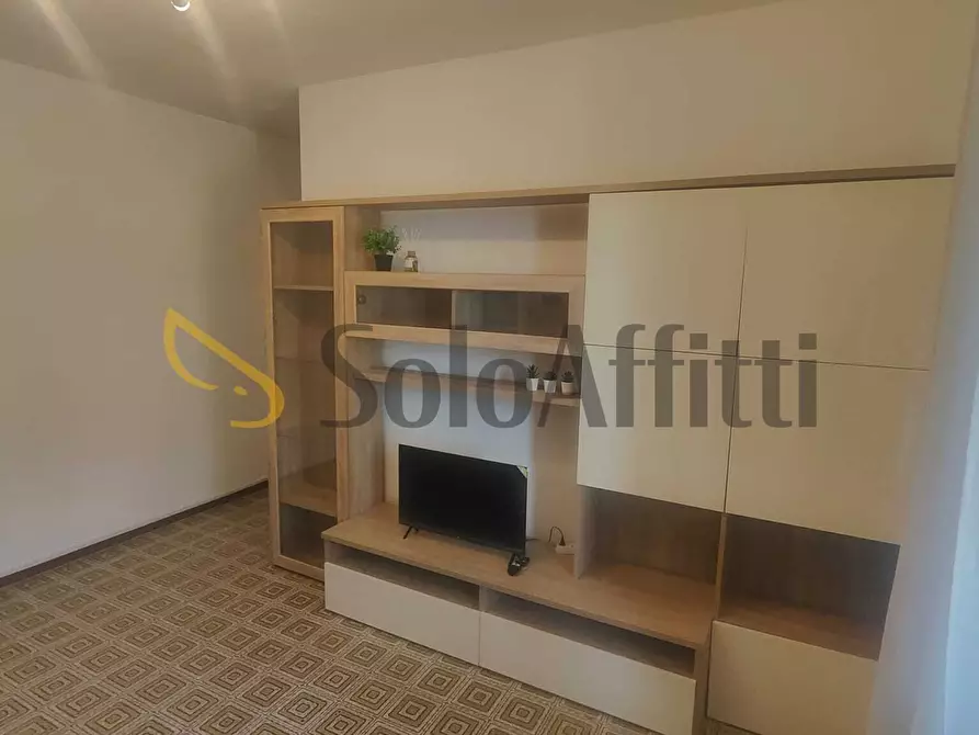 Immagine 2 di Trilocale in affitto  in Via Guglielmo Marconi a Cava Manara