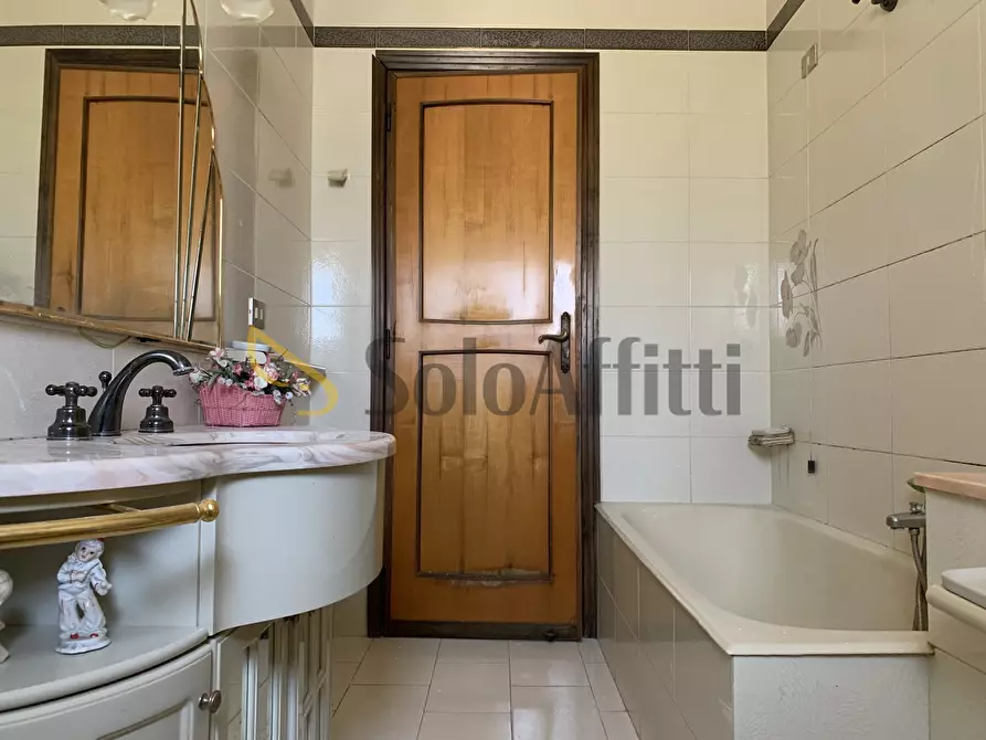 Immagine 13 di Stanza singola in affitto  in Via Francesco Paglia 27 a Catanzaro