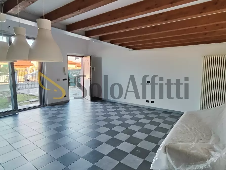 Immagine 3 di Bilocale in affitto  in Casottole (Torre d'isola) a Torre D'isola