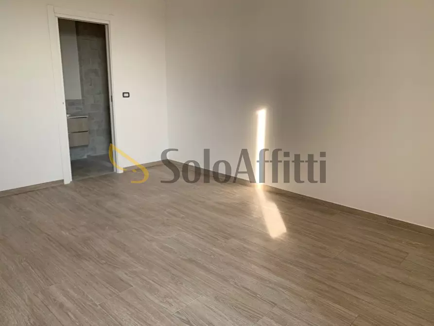 Immagine 16 di Trilocale in affitto  in Via delle Ferriere 20 a Caserta