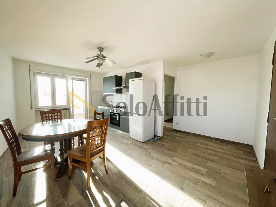 Immagine 2 di Stanza singola in affitto  in via Pian Due Torri 43 a Roma