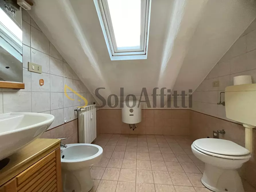 Immagine 14 di Bilocale in affitto  in Via Giacomo Medici a Torino