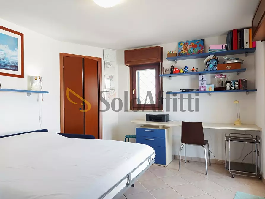 Immagine 24 di Quadrilocale in affitto  in Via Rocce Anzini a Fiumicino