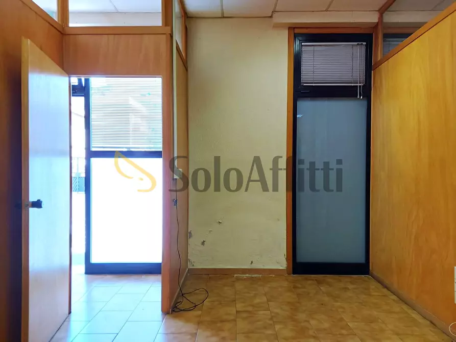 Immagine 6 di Locale commerciale in affitto  in Via del Tempio della Fortuna a Fiumicino