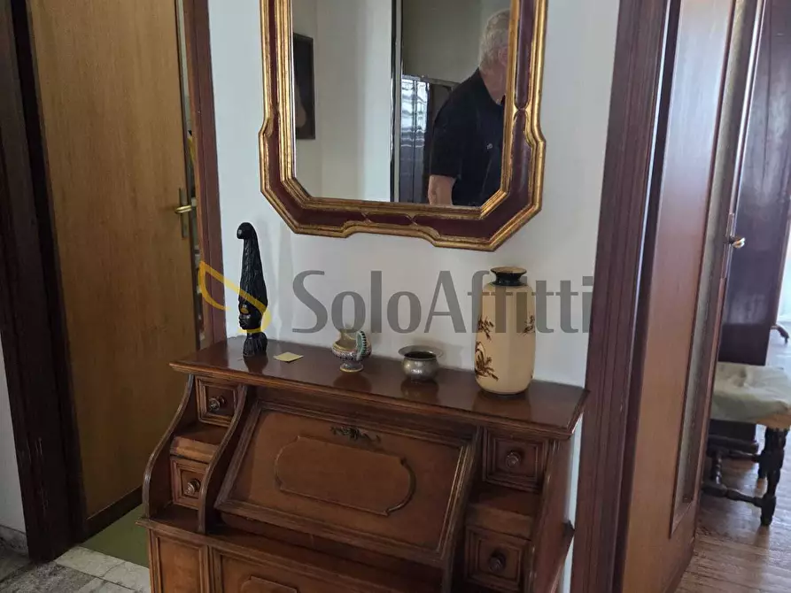 Immagine 13 di Quadrilocale in affitto  a Torino