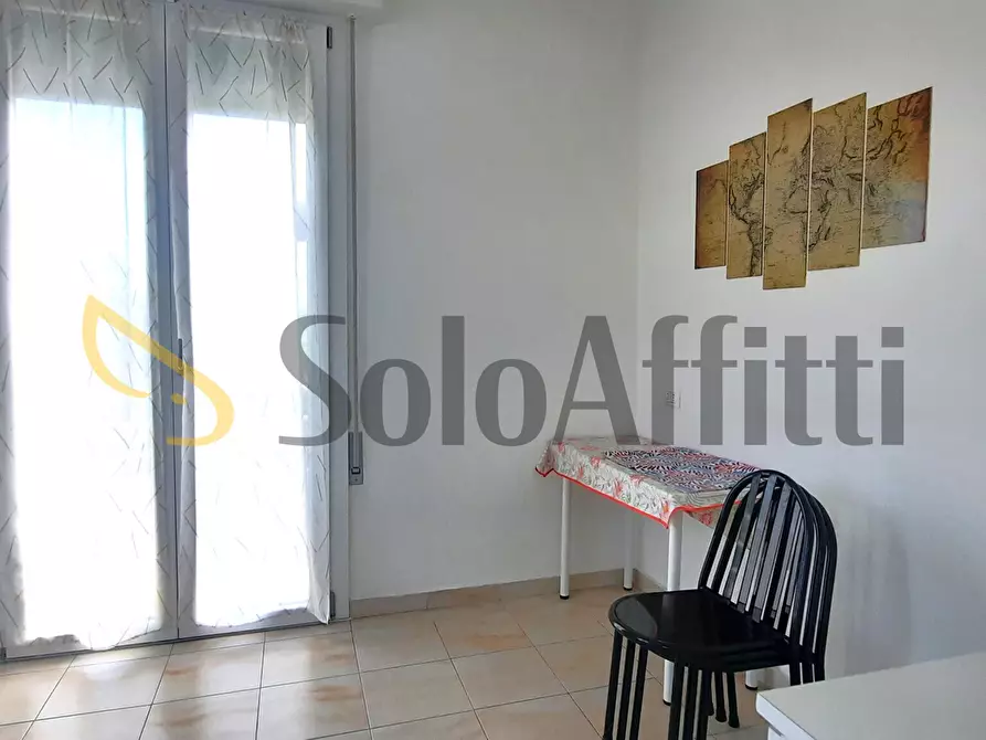 Immagine 9 di Stanza singola in affitto  a Carpi