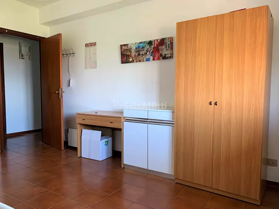 Immagine 10 di Stanza singola in affitto  a Catanzaro