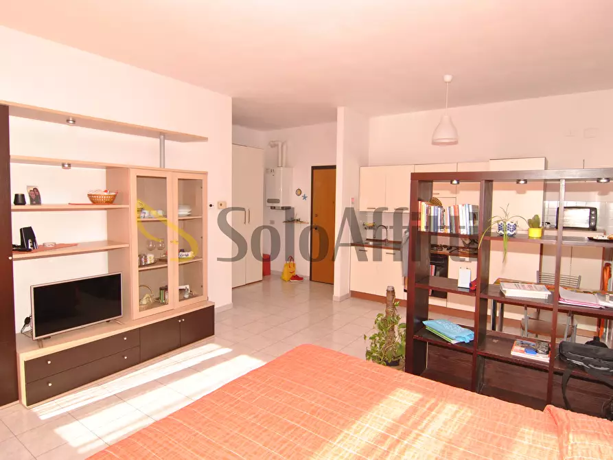 Immagine 4 di Monolocale in affitto  in Via de Larderel 88 a Livorno