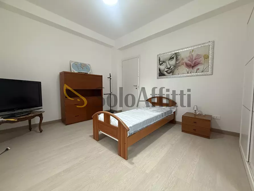 Immagine 5 di Trilocale in affitto  a Catanzaro