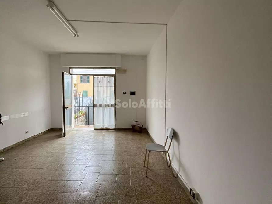 Immagine 5 di Locale commerciale in affitto  in Via Santa Maria Goretti a Nettuno