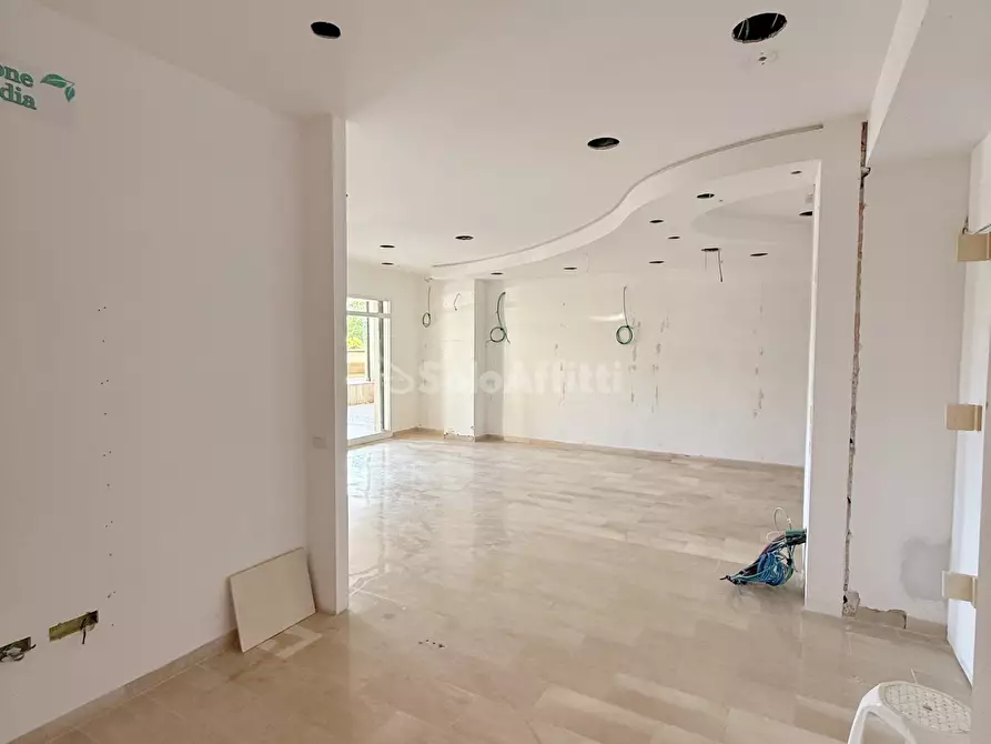 Immagine 4 di Locale commerciale in affitto  in Via Domenico di Giura 179 a Potenza