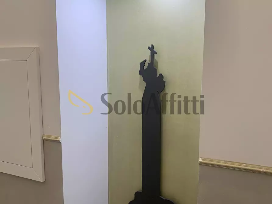 Immagine 21 di Bilocale in affitto  a Catania