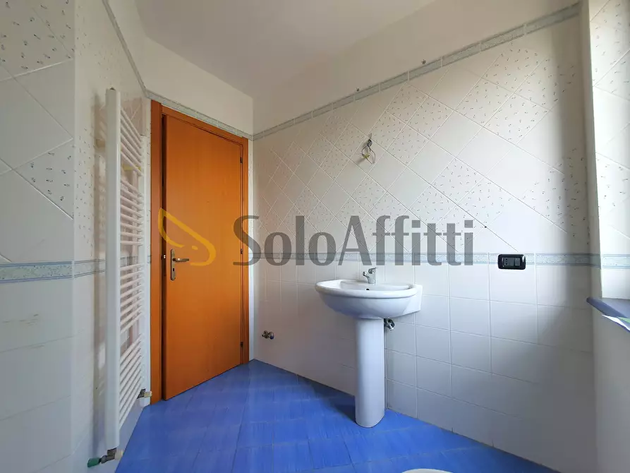 Immagine 8 di Quadrilocale in affitto  a Catanzaro