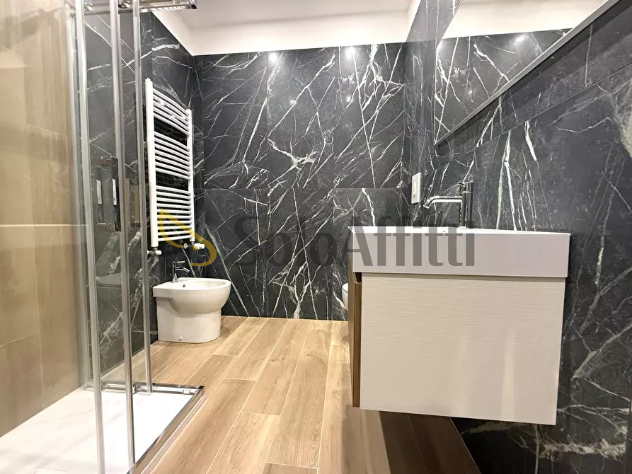 Immagine 17 di Stanza singola in affitto  a Catanzaro