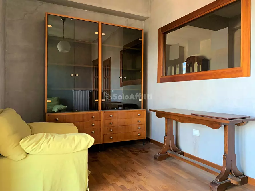 Immagine 10 di Quadrilocale in affitto  a Catanzaro