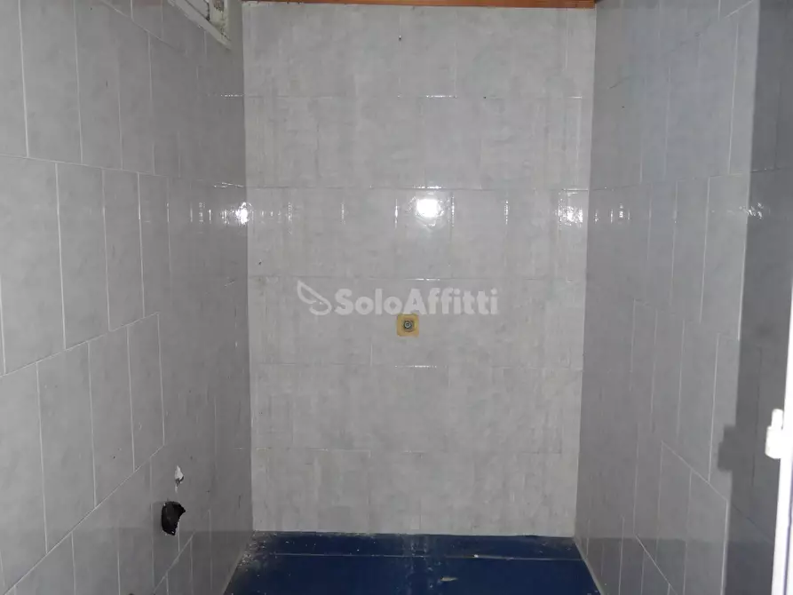 Immagine 5 di Magazzino in affitto  a Catanzaro