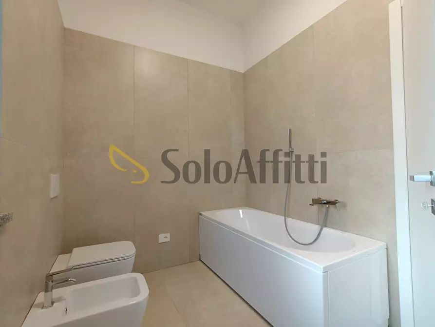 Immagine 23 di Villa in affitto  a Marnate