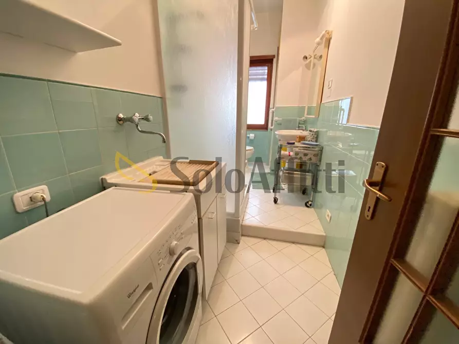 Immagine 20 di Stanza singola in affitto  in Via Ferrarecce 57 a Caserta