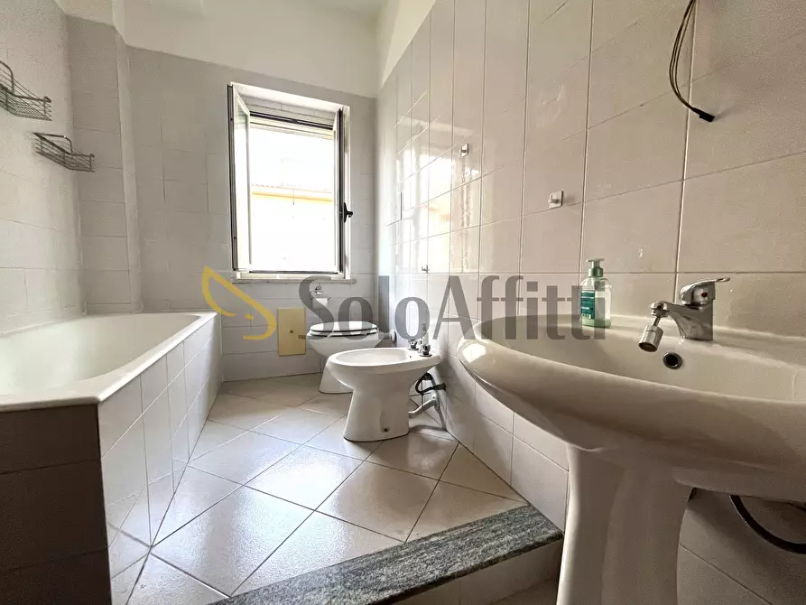 Immagine 5 di Trilocale in affitto  in Viale Crotone 147F a Catanzaro