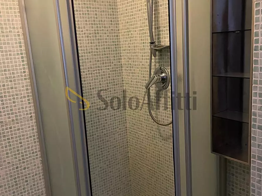 Immagine 21 di Quadrilocale in affitto  in Via Carena a Torino