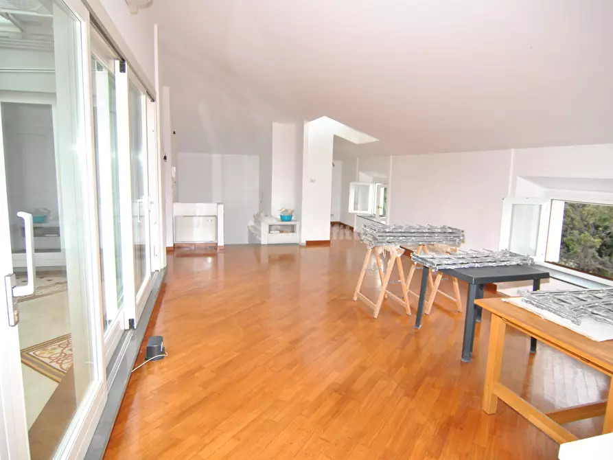 Immagine 7 di Appartamento in affitto  in Viale Italia 104 a Livorno