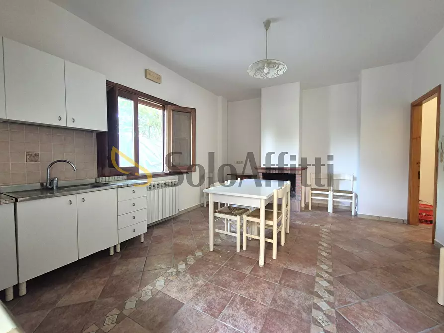 Immagine 2 di Villa in affitto  a Catanzaro