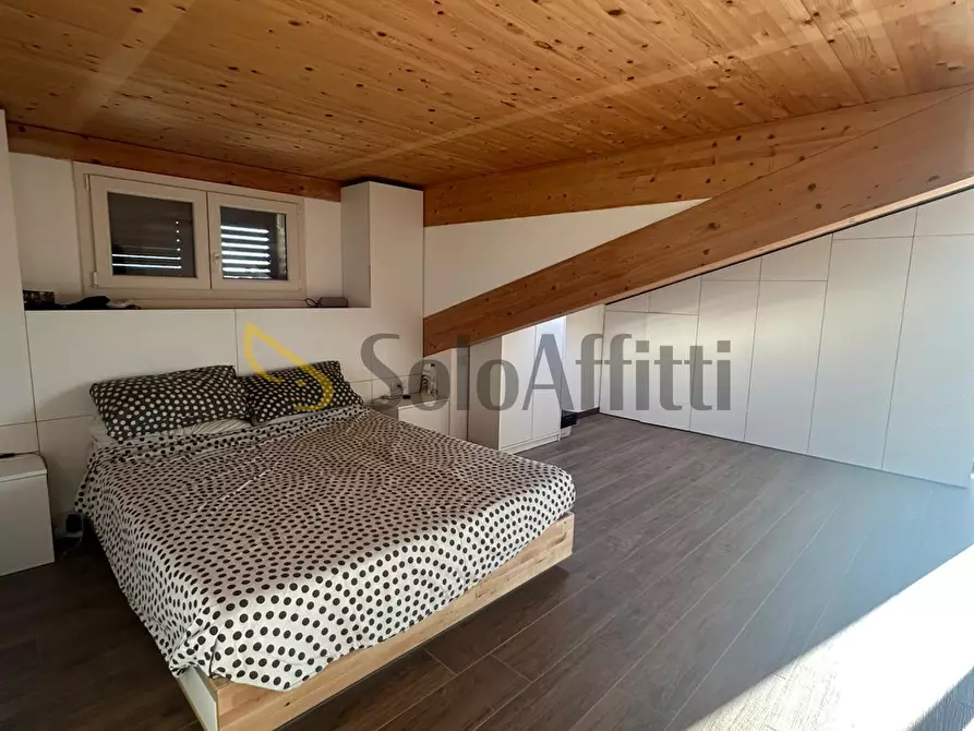 Immagine 12 di Villa in affitto  in Via Orsoleto a Rimini