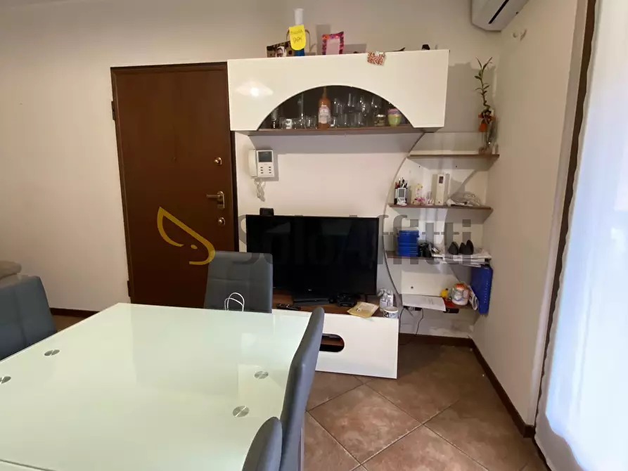 Immagine 4 di Bilocale in affitto  in Via Varese 10 a Busto Arsizio