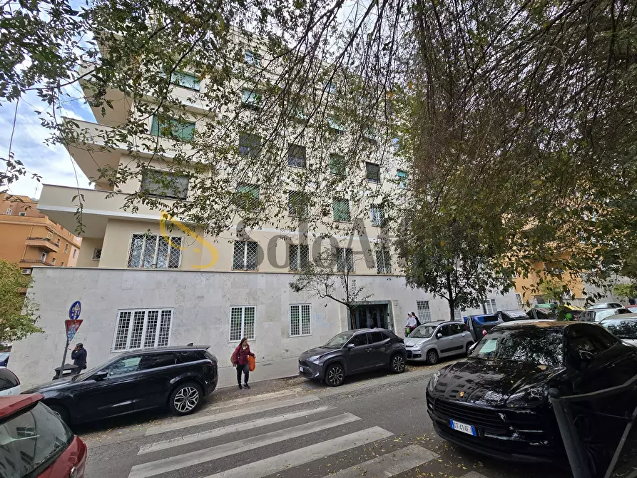 Immagine 22 di Quadrilocale in affitto  in Via Rodolfo Lanciani 10 a Roma
