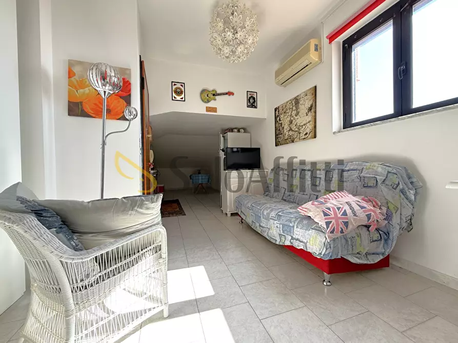 Immagine 2 di Mansarda in affitto  in Traversa II Crotone 3 a Catanzaro