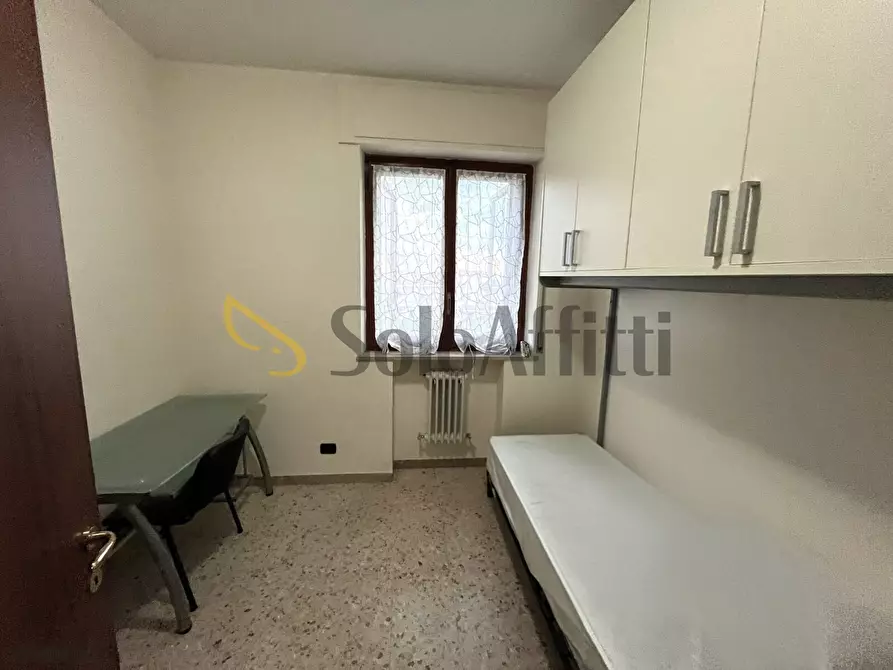 Immagine 10 di Stanza singola in affitto  a Catanzaro