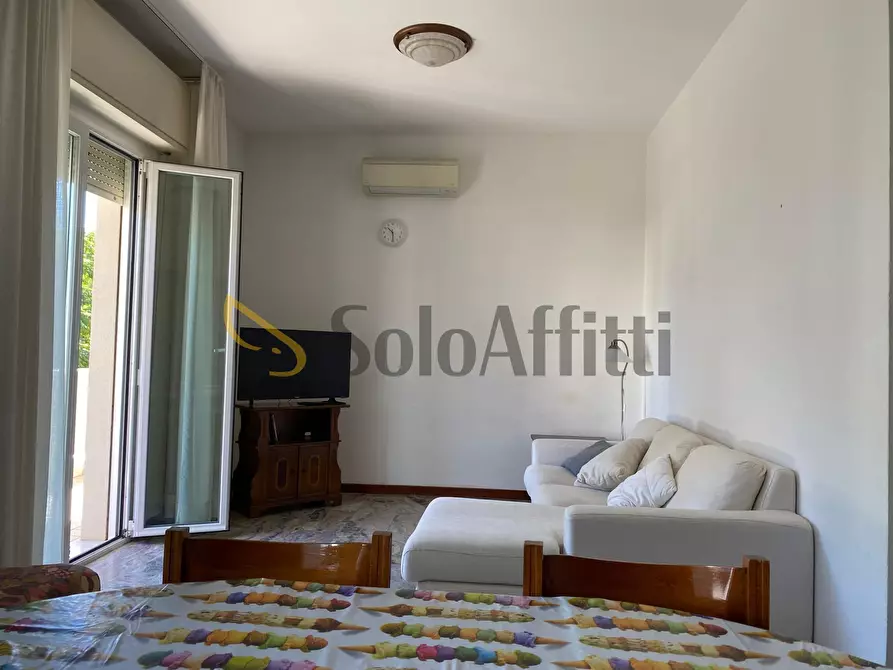 Immagine 3 di Pentalocale in affitto  in Viale Antonio Gramsci 99 a Riccione