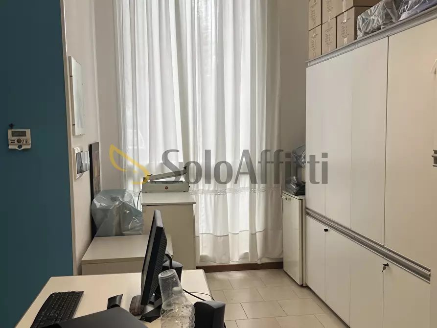 Immagine 6 di Locale commerciale in affitto  in Via G. B. Busnelli 78 a Saronno