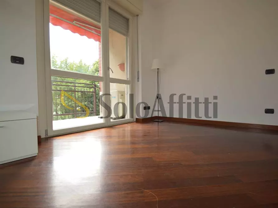 Immagine 4 di Trilocale in affitto  in Via Alfonso Capecelatro 75 a Milano