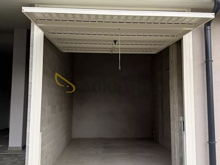 Immagine 14 di Garage in affitto  in Via Sostegno 3 a Torino