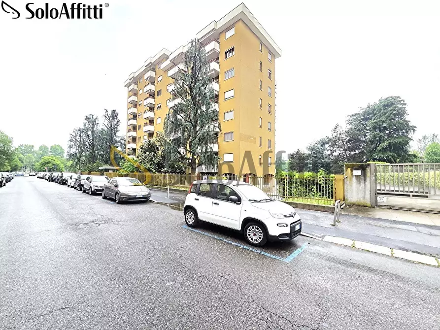 Immagine 33 di Trilocale in affitto  in Via Empoli 5 a Milano