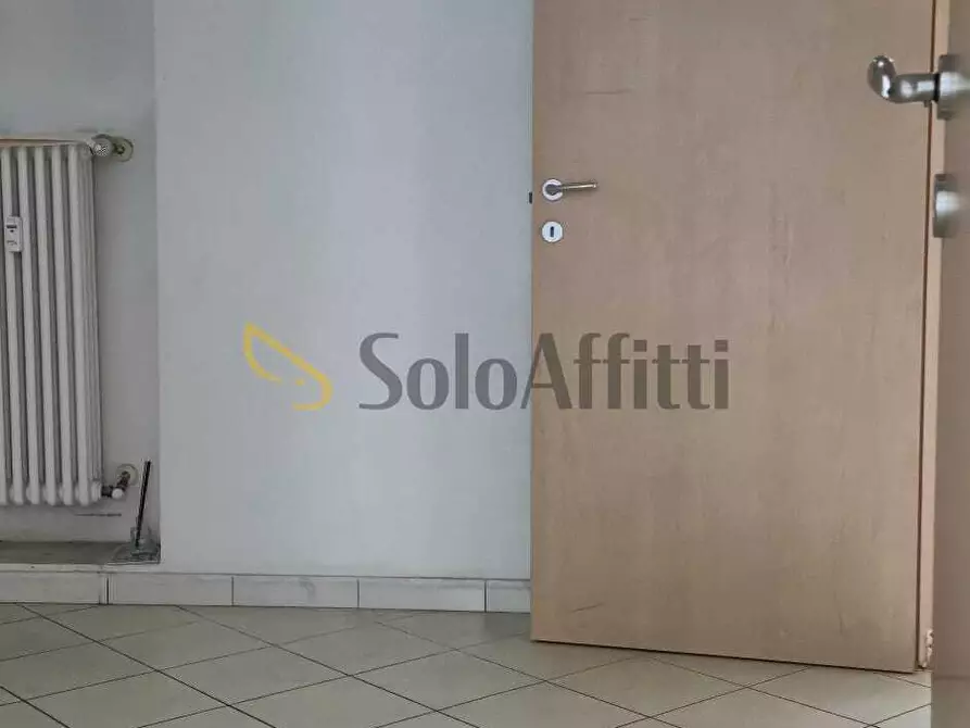 Immagine 28 di Locale commerciale in affitto  in Via Dante Di Nanni 64 a Torino