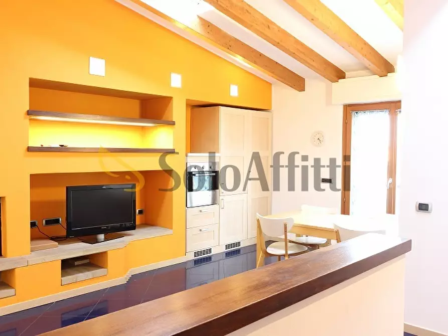 Immagine 4 di Trilocale in affitto  in via Filippo Turati 33 a Limbiate